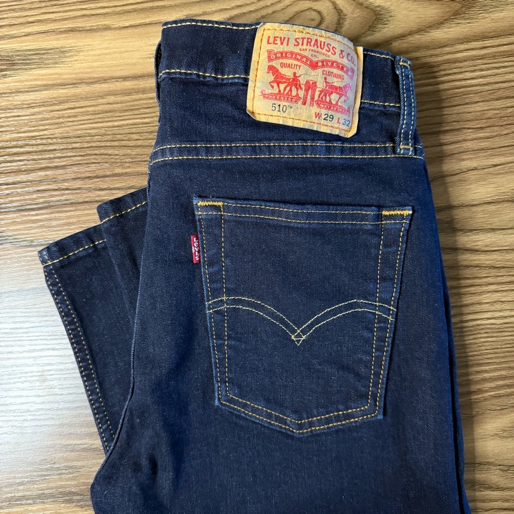 Levi’s Men’s 510 Skinny Fit, Dark Blue, size 29x32